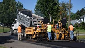 Best Gravel Driveway Installation  in Lo, HI